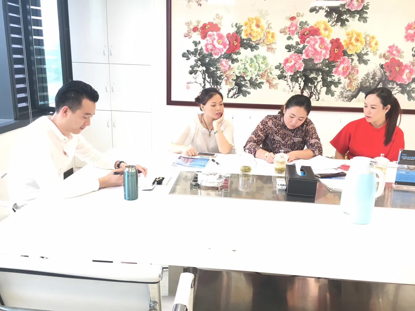 熱烈祝賀賀總團(tuán)隊簽約創(chuàng)綠家重慶市區(qū)級代理！