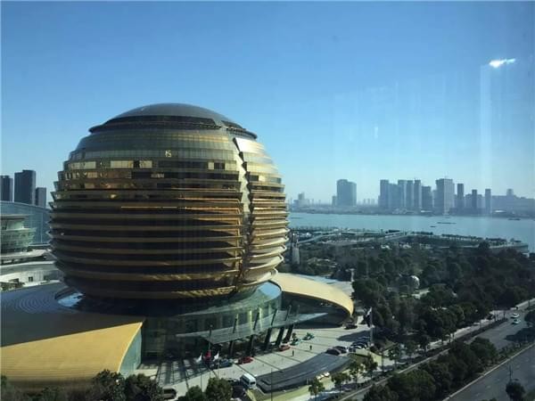 杭州錢江新城迪凱銀座室內空氣凈化治理