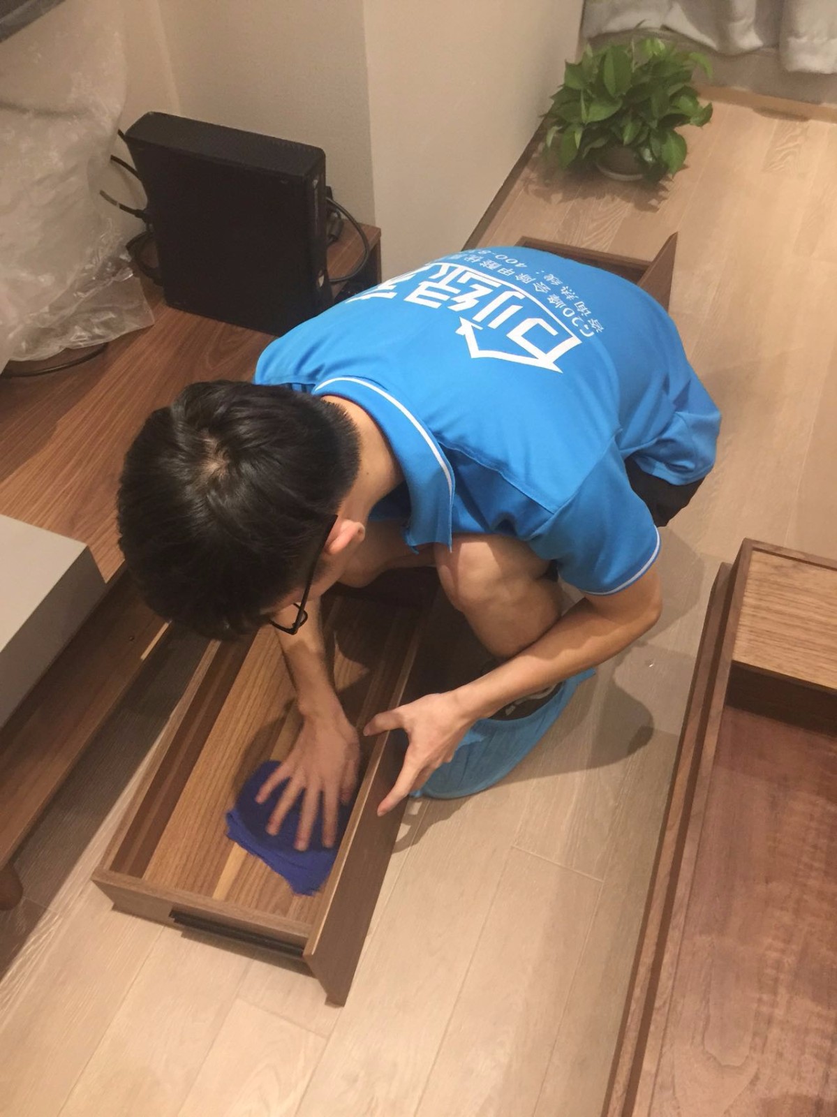 江濱瀾庭小區室內空氣甲醛檢測治理項目